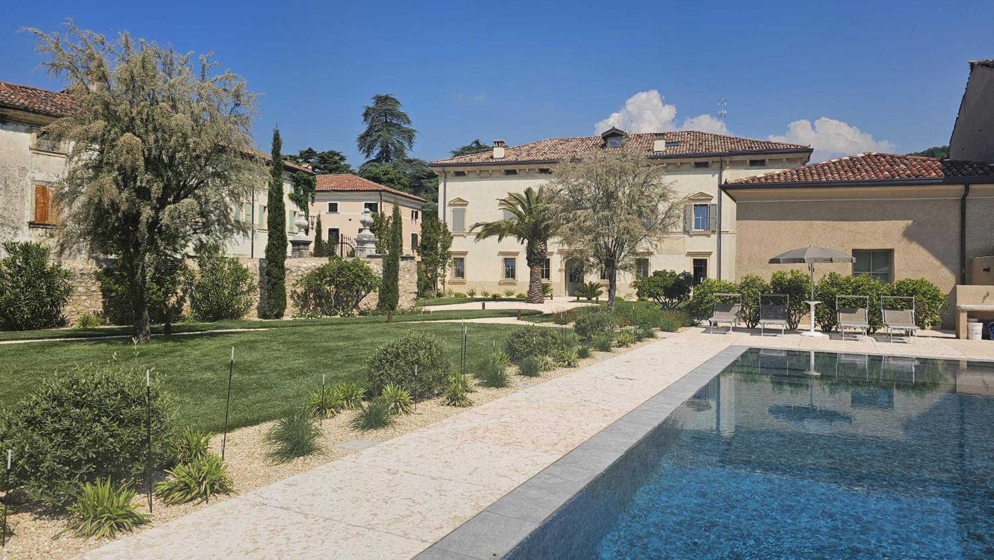 Villa Tosi - Luxury Apartments In Villa Veneta Tregnago Exterior photo