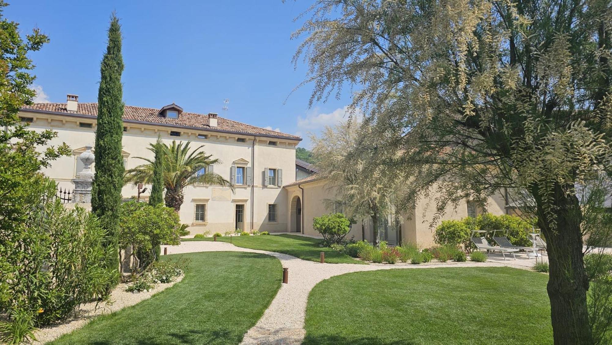 Villa Tosi - Luxury Apartments In Villa Veneta Tregnago Exterior photo